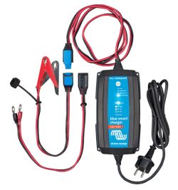Blue Smart IP65 Charger 24/13 + DC connector