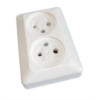 12V Stikkontakt påvegg