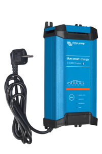 Blue Smart IP22 Charger 12/30 (1)